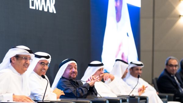 خلال الحدث