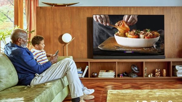 حصلت على التقدير والاعتراف مجدداً في تميز التصاميم مع 29 تكريماً من ضمنها اثتنان في فئة "Best of the Best" حصلت على التقدير والاعتراف مجدداً في تميز التصاميم مع 29 تكريماً من ضمنها اثتنان في فئة "Best of the Best"