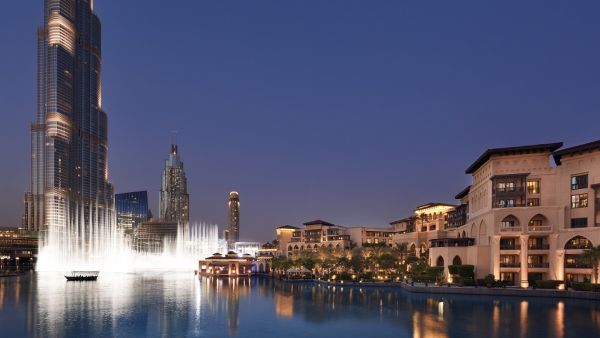 Palace Downtown with The Dubai Fountain and Burj Khalifa