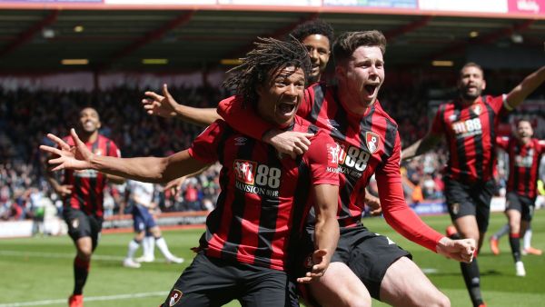 آكي يحتفل بالهدف الثمين