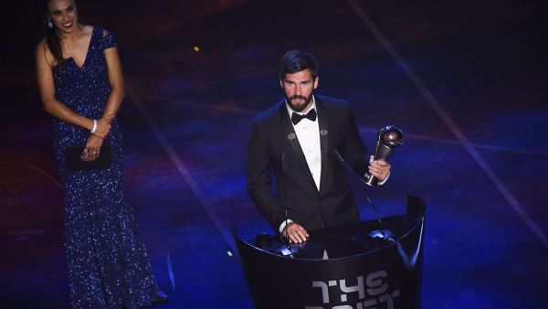 آليسون يظفر بالجائزة