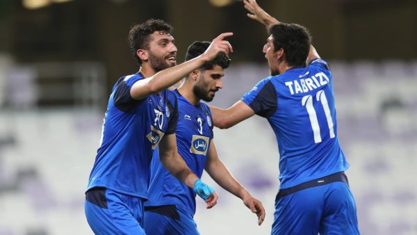 استقلال طهران يحقق فوزاً معنوياً