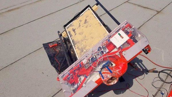 The technology addresses the problem of decreased efficiency in the production of electricity by photovoltaic solar panels caused by harsh environmental conditions. (Photo/Social media)