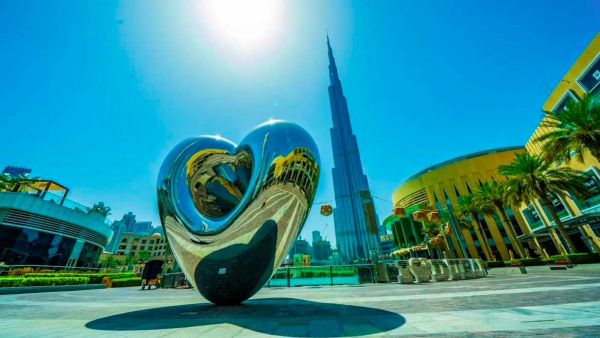 New heart sculpture unveiled in Dubai. (Twitter)