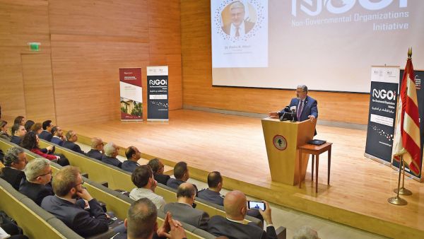 رئيس الجامعة الأميركية في بيروت الدكتور فضلو خوري