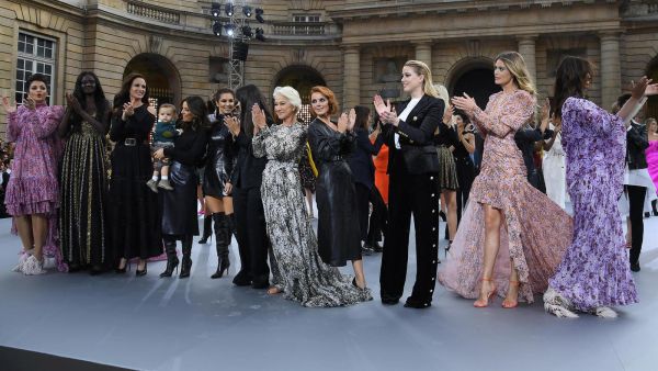 عرض أزياء لوريال