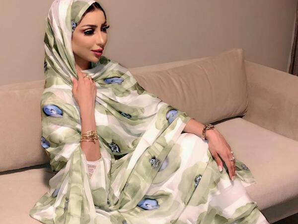 The Moroccan singer appeared in an attractive outfit in multiple pictures and videos on her Instagram account Source dunia batma Instagram