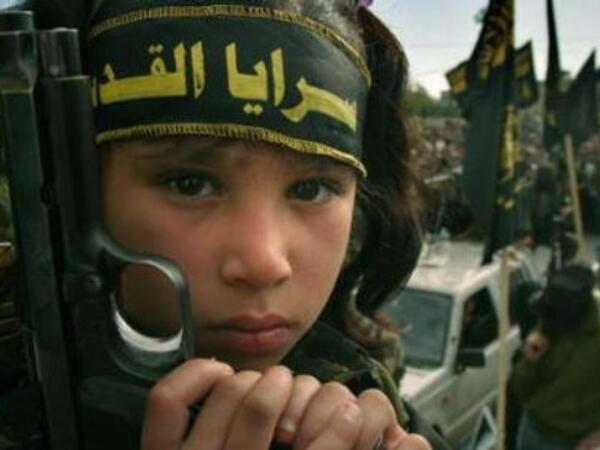 Al-Quds Brigades Female Fighters (i2.wp)