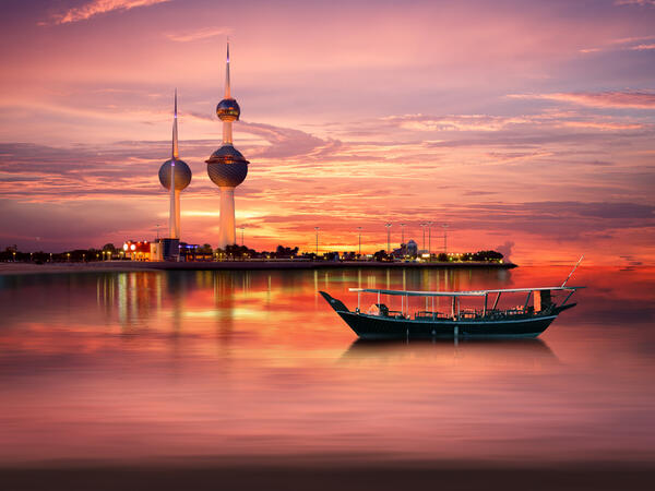 شارك أكثر من 20000 شخص في استطلاع InterNations Expat Insider لهذا العام. على الرغم من أن المشاركين منتشرون في 187 دولة أو إقليم، إلا أن 64 وجهة فقط ضمنت في الاستطلاع. في الشرق الأوسط، بقيت البحرين الوجهة المفضلة للوافدين للعمل والعيش فيها. بينما احتلت الكويت المرتبة الأخيرة على مستوى العالم. ووفقًا لهذا الاستطلاع، هذه هي أسوأ 10 وجهات للوافدين.
