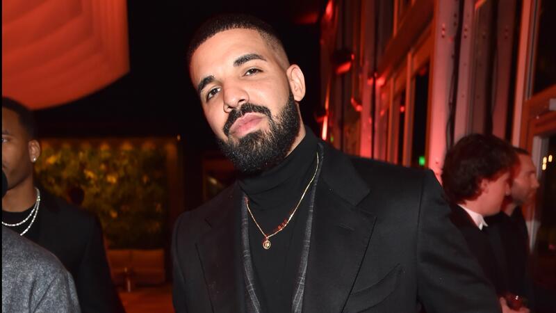 أهل ا بكم على متن طيران Air Drake صور وفيديو البوابة