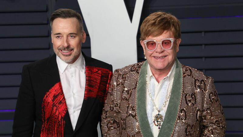 إلتون جون وزوجه ديفيد