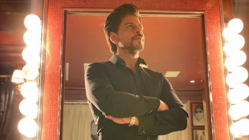 Wow This Is The Tallest I Have Ever Been Watch How Burj Khalifa Celebrated Shahrukh Khan S 54th Birthday Video Al Bawaba Happy birthday king khan!#happybirthdaysrk . al bawaba