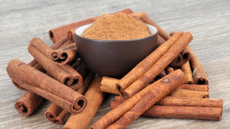 تعر ف على فوائد القرفة العظيمة لجسم