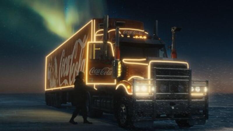 2022 Coke Christmas Commercial Real TearJerker Coca Cola Unveils Its New Christmas Ad Al Bawaba