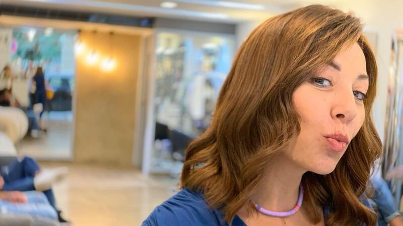 Roula Chamieh Hilariously Imitates Haifa Wehbe Elissa Najwa Karam Maya Diab And George Wassouf Video Al Bawaba Wikifamouspeople has ranked roula chamieh as of the popular celebs list. roula chamieh hilariously imitates