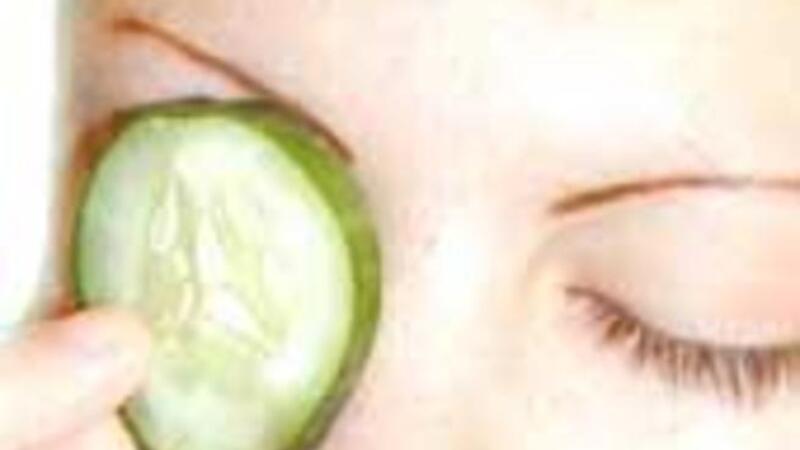 العلاج المنزلي للعيون المنتفخة البوابة