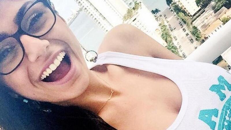 Porn Star Mia Khalifa S Instagram Account Gets Hacked Al Bawaba On her account—which costs $11.99 per month to subscribe to—khalifa thanks her fans for welcoming her. porn star mia khalifa s instagram