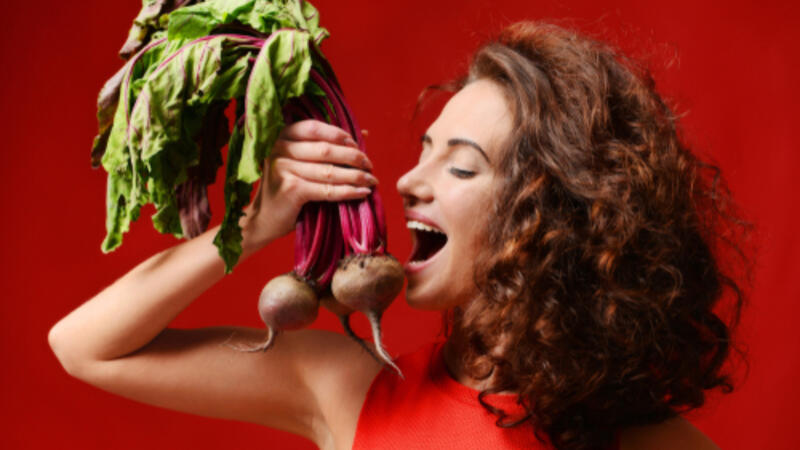 خلطات الشمندر لشعر صحي ولامع البوابة