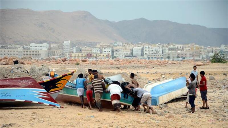 Dozens Feared Dead As Passenger Boat Sinks Off Yemen Coast Al Bawaba