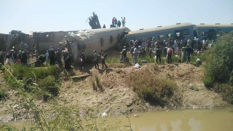 اصطدام قطارين في مصر وأنباء عن سقوط ضحايا 
