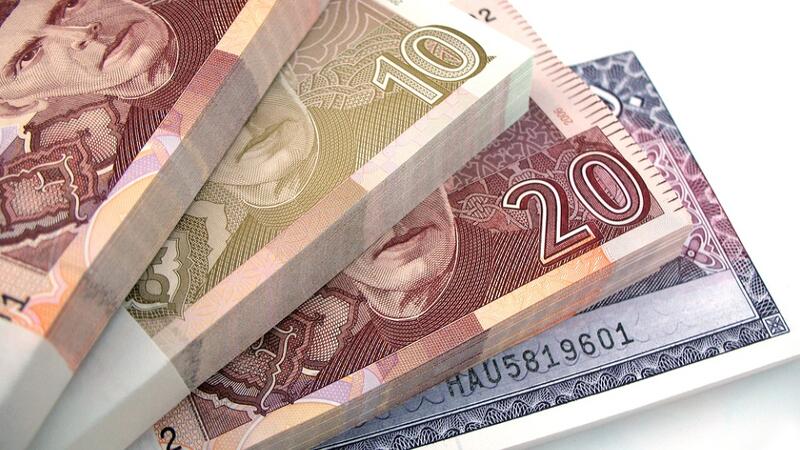 Pakistani Rupee Hits All Time Low Against Us Dollar Al Bawaba