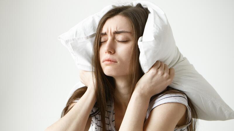 ما هي أسباب الصداع الصباحي البوابة