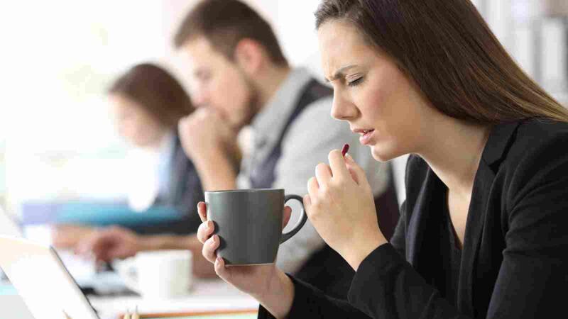 صعوبة البلع الأسباب علاجات طبيعية