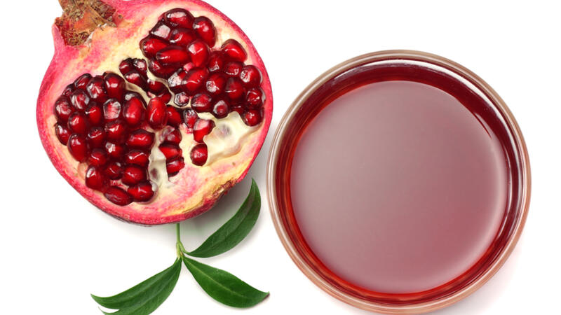 عجائب عصير الرمان قبل النوم البوابة