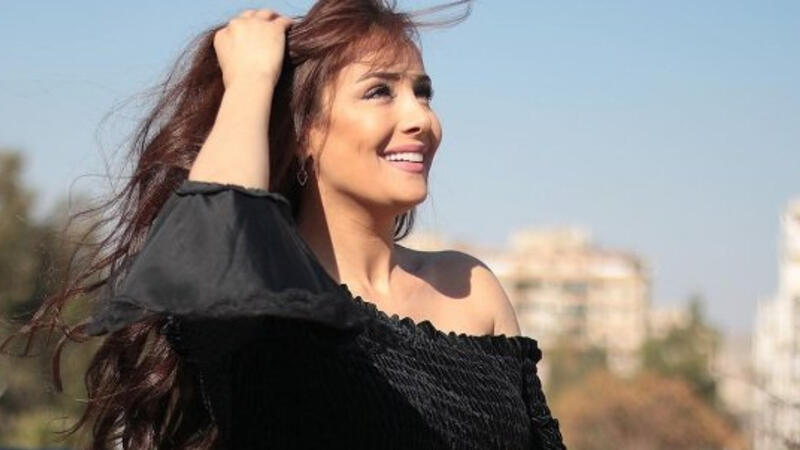 كندا حنا تقدم وصلة رقص شرقي باحترافية كبيرة وتكشف عن سببها البوابة