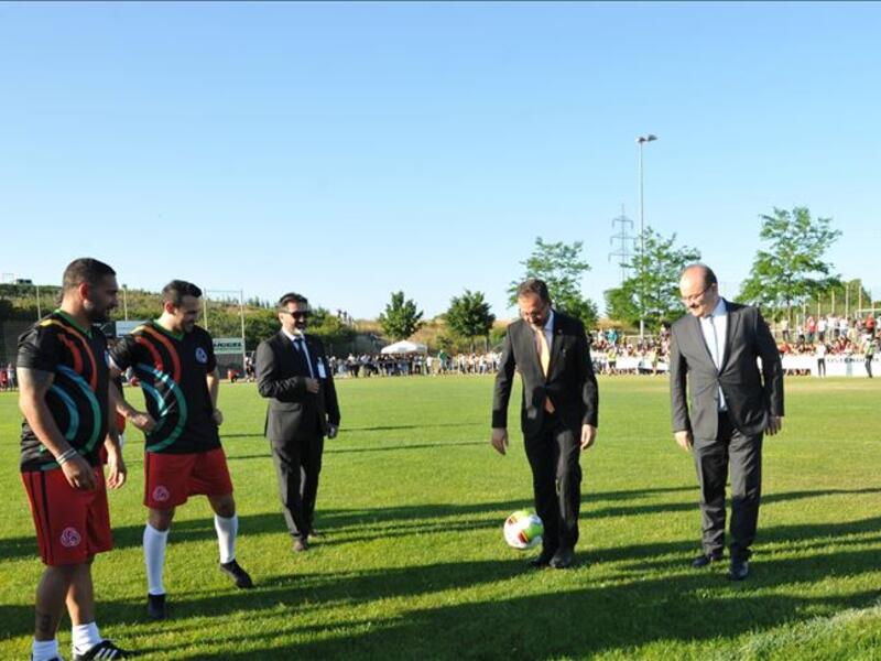 Mehmet Kasapoglu underscores importance of unifying power of sports at ASKFEST