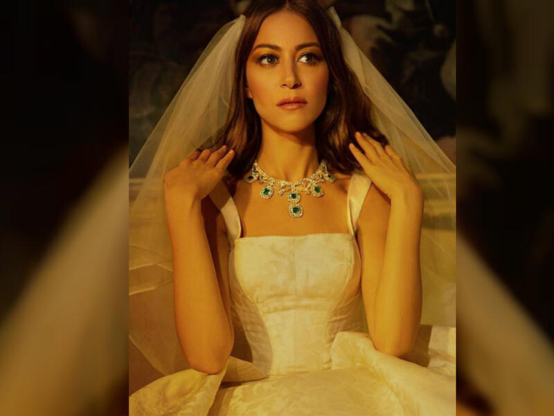 Menna Shalabi Source mennagram Instagram