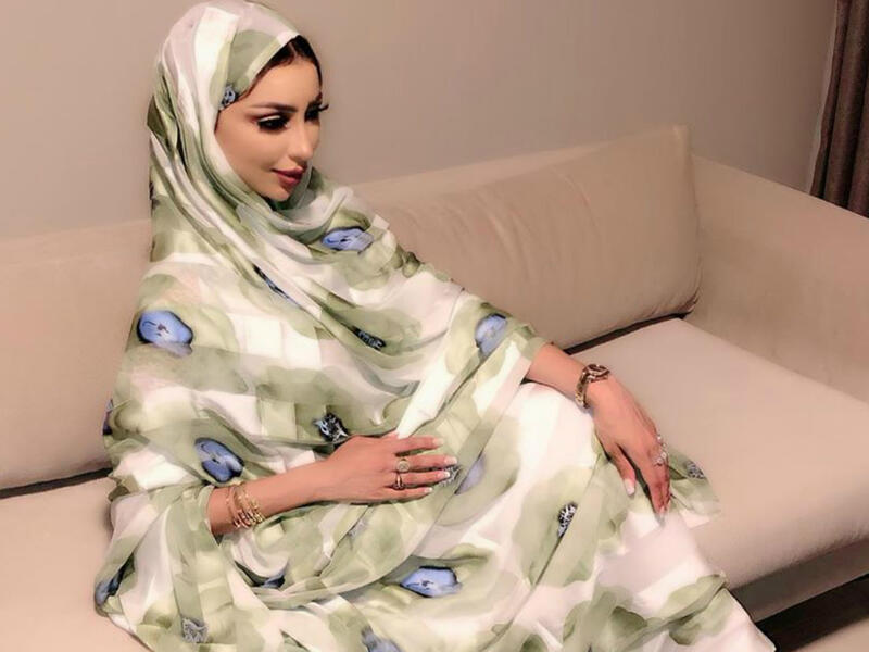 The Moroccan singer appeared in an attractive outfit in multiple pictures and videos on her Instagram account Source dunia batma Instagram