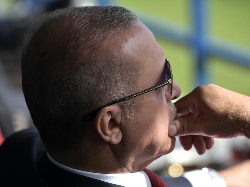 Turkish President Recep Tayyip Erdogan watches an air show during the MAKS-2019 International Aviation and Space Salon opening ceremony in Zhukovsky outside Moscow on August 27, 2019.  Alexey NIKOLSKY / SPUTNIK / AFP