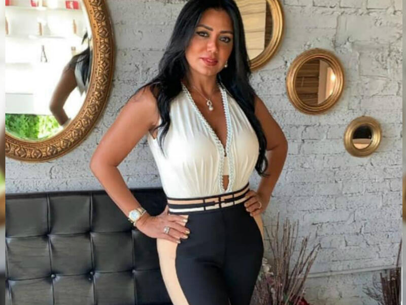 Rania Youssef does not pay attention to the criticizing comments she gets Source raniayoussef  Instagram