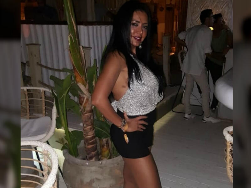 Rania Youssef does not pay attention to the criticizing comments she gets Source raniayoussef  Instagram