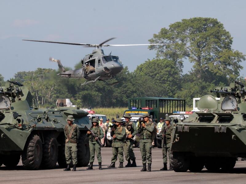 Members of the National Guard take part in a military exercise at Garcia Hevia airport in La Fria, Tachira state Venezuela September 10, 2019. (Schneyder MENDOZA / AFP)