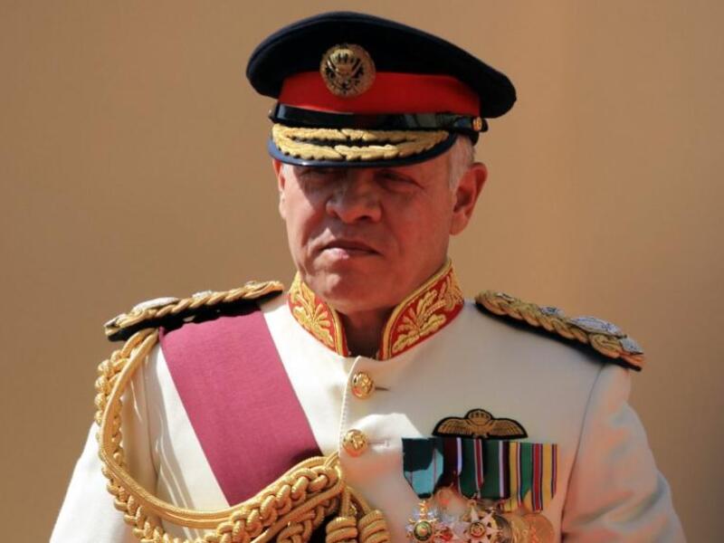 King Abdullah II of Jordan arrives in Parliament on October 14, 2018. KHALIL MAZRAAWI / AFP