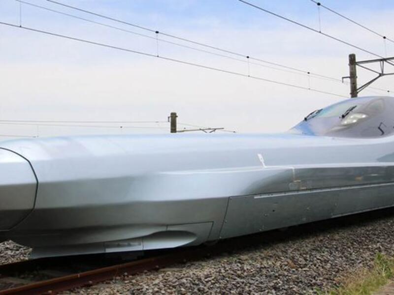 Superfast bullet train that rivals airplane flying times set to debut in Japan (Twitter)
