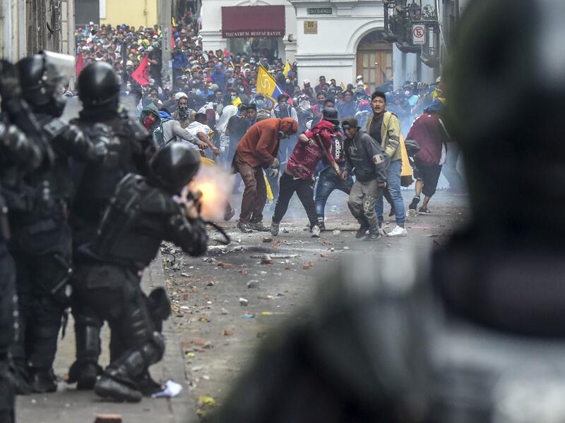 Protests and clashes erupted in Ecuador a week ago, after the government doubled fuel prices as part of an agreement with the International Monetary Fund to obtain loans despite its high public debt. Martin BERNETTI / AFP