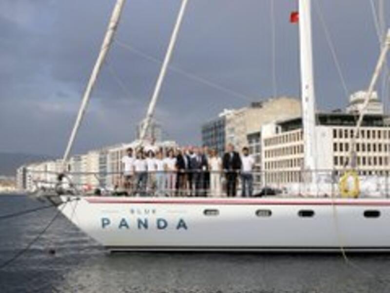 Blue Panda sets sail around Turkey to stem plastic tide. (Twitter)