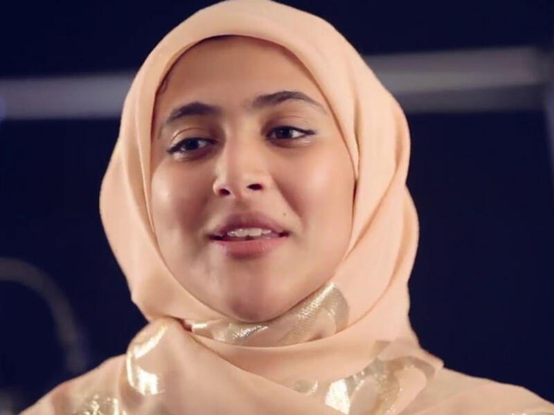 Others criticized Amina for appearing without hijab