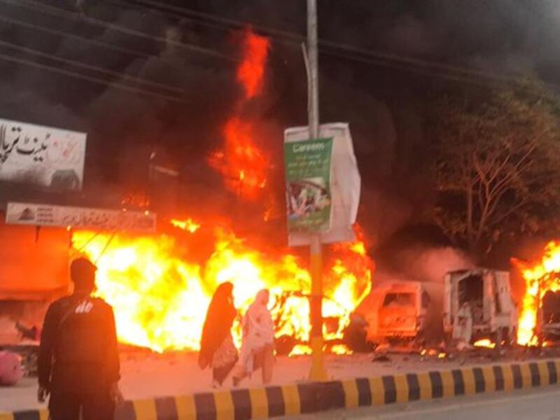 Suicide Bomber Kills Eight, Wounds 16 At Radical Sunni Islamist Rally In Pakistan (Twitter)