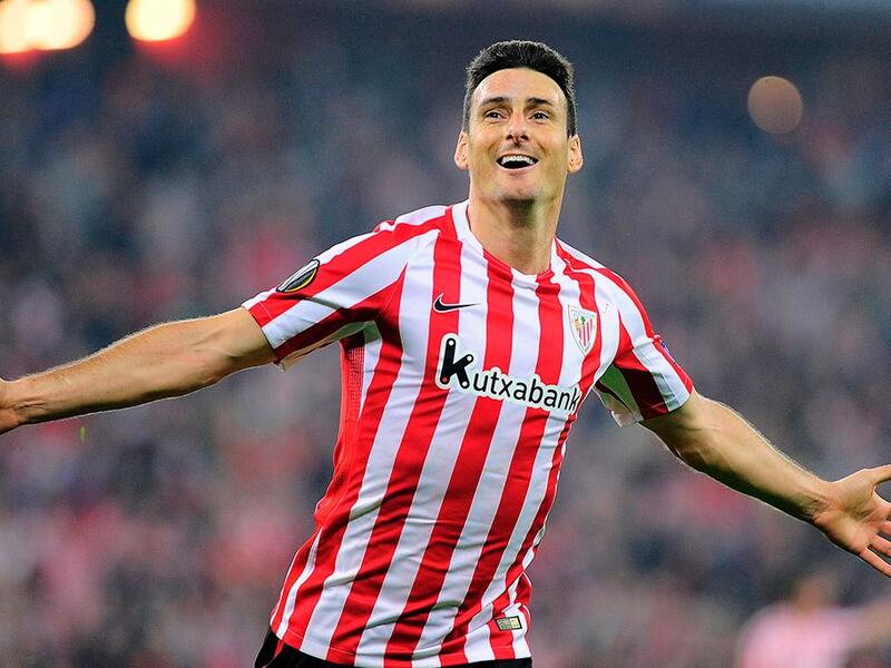 لاعب أتلتيك بلباو آريتز آدوريز (39 عاماً) وقيمته 1 مليون يورو