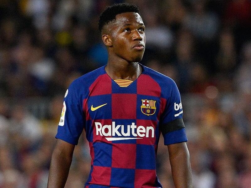 لاعب برشلونة آنسو فاتي (17 عاماً) وقيمته 40 مليون يورو