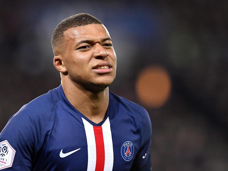 لاعب باريس سان جيرمان كيليان مبابي (21 عاماً) وقيمته 200 مليون يورو