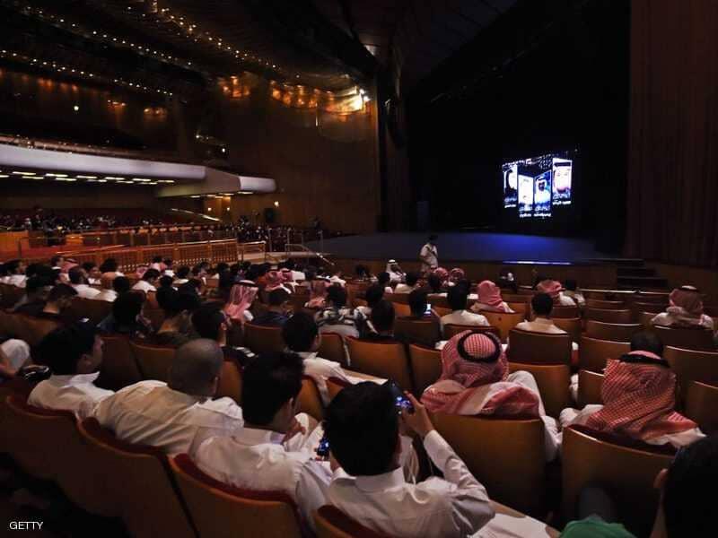 سينما السعودية الجديد: مختارات من الأفلام الطويلة التي تشكل خارطة السينما السعودية الجديدة، تنتمي لأهم صنّاع الحراك السينمائي السعودي المكافح او للأنماط الشبابية الصاعدة. 