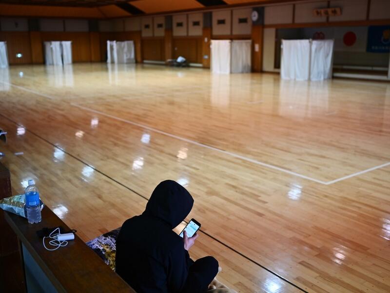 'Net Cafe Refugees' Thrown Out on Japan Streets | Al Bawaba