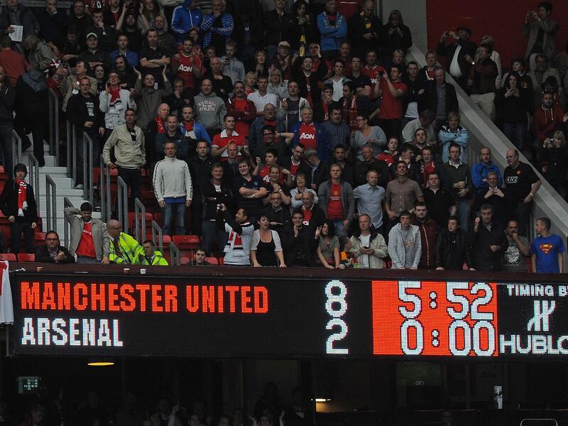 4- اكتساح مانشستر يونايتد لآرسنال 8-2 في الدوري الإنجليزي موسم 2011-2012