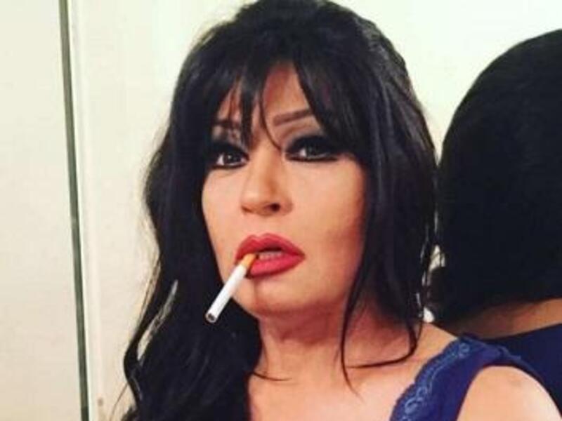 فيفي عبده بلا مكياج