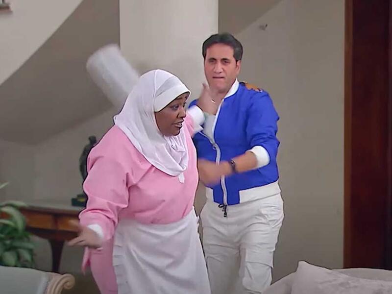 خادمة فيفي عبده 
